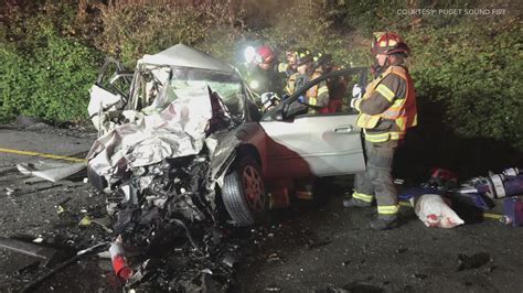 Crash kills 19.